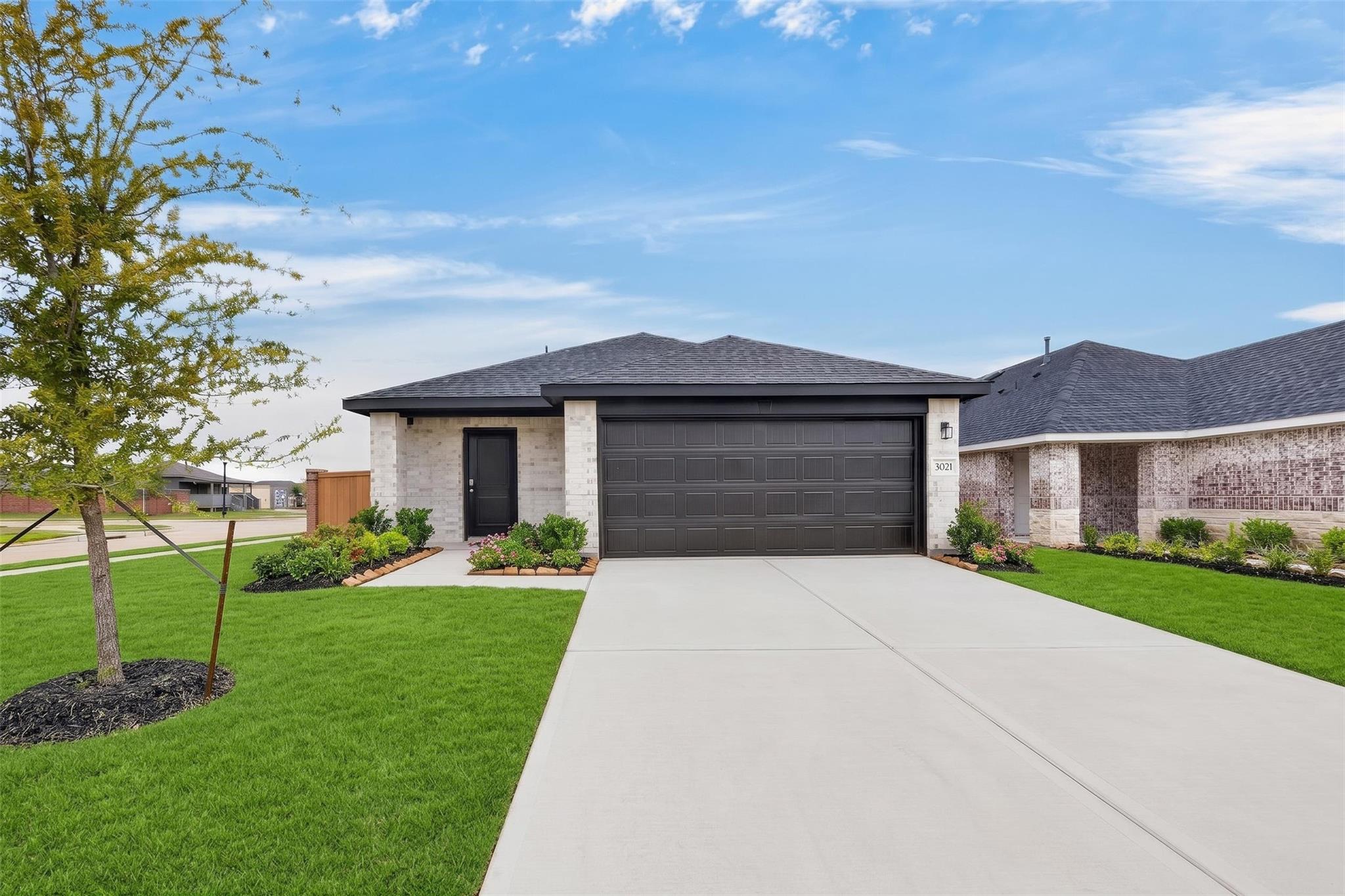 3021 Brizzo Beach Lane