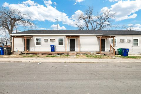 Photo of 438 S San Joaquin Avenue #1, San Antonio, TX 78237 (MLS # 11232335)