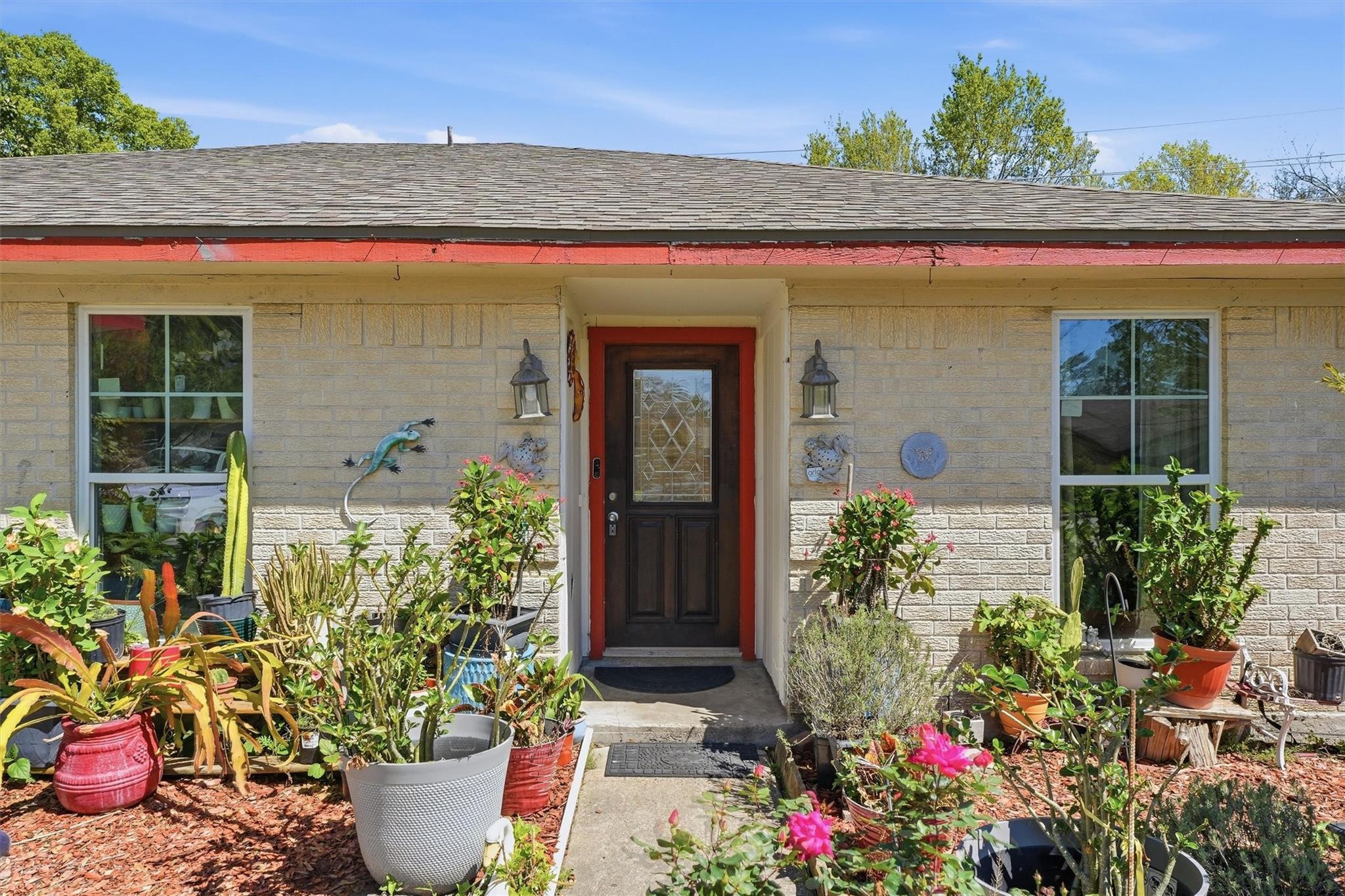 6203 Sunnygate Drive