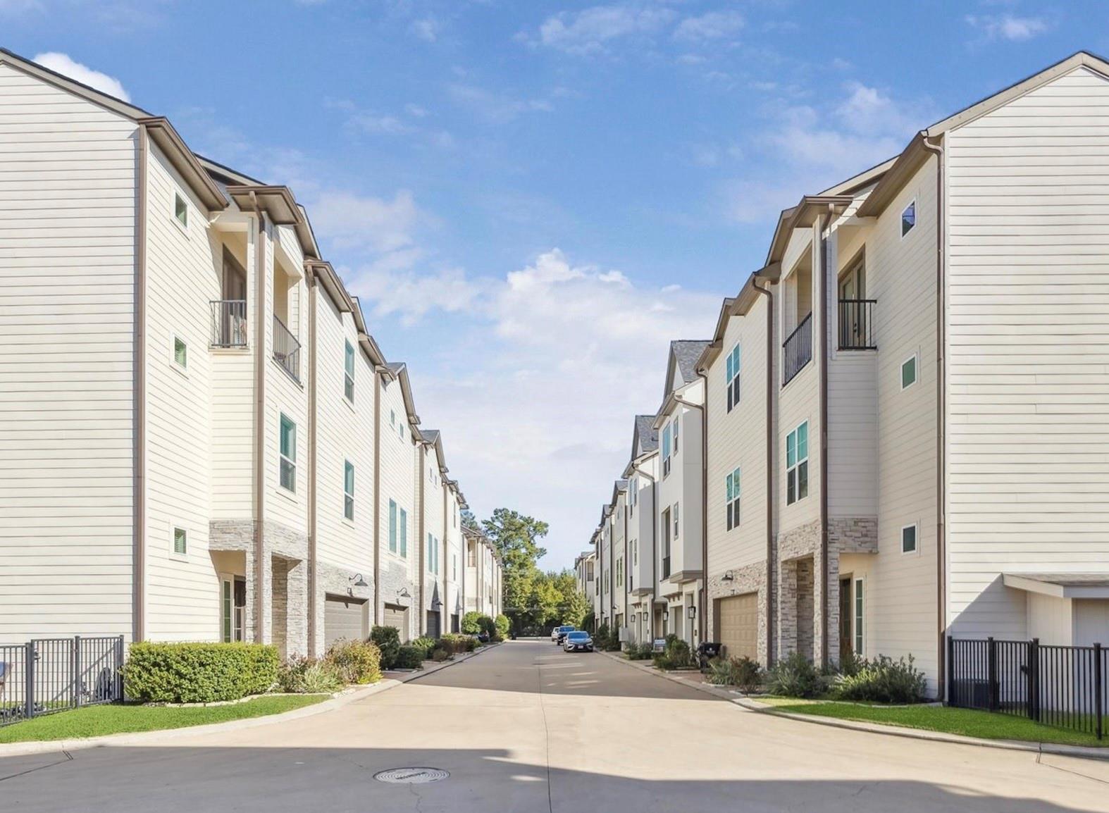 10923 Brookeshire Chase Lane