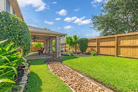 Tiny photo for 2710 Taos Trail Trl, Deer Park, TX 77536 (MLS # 33319339)