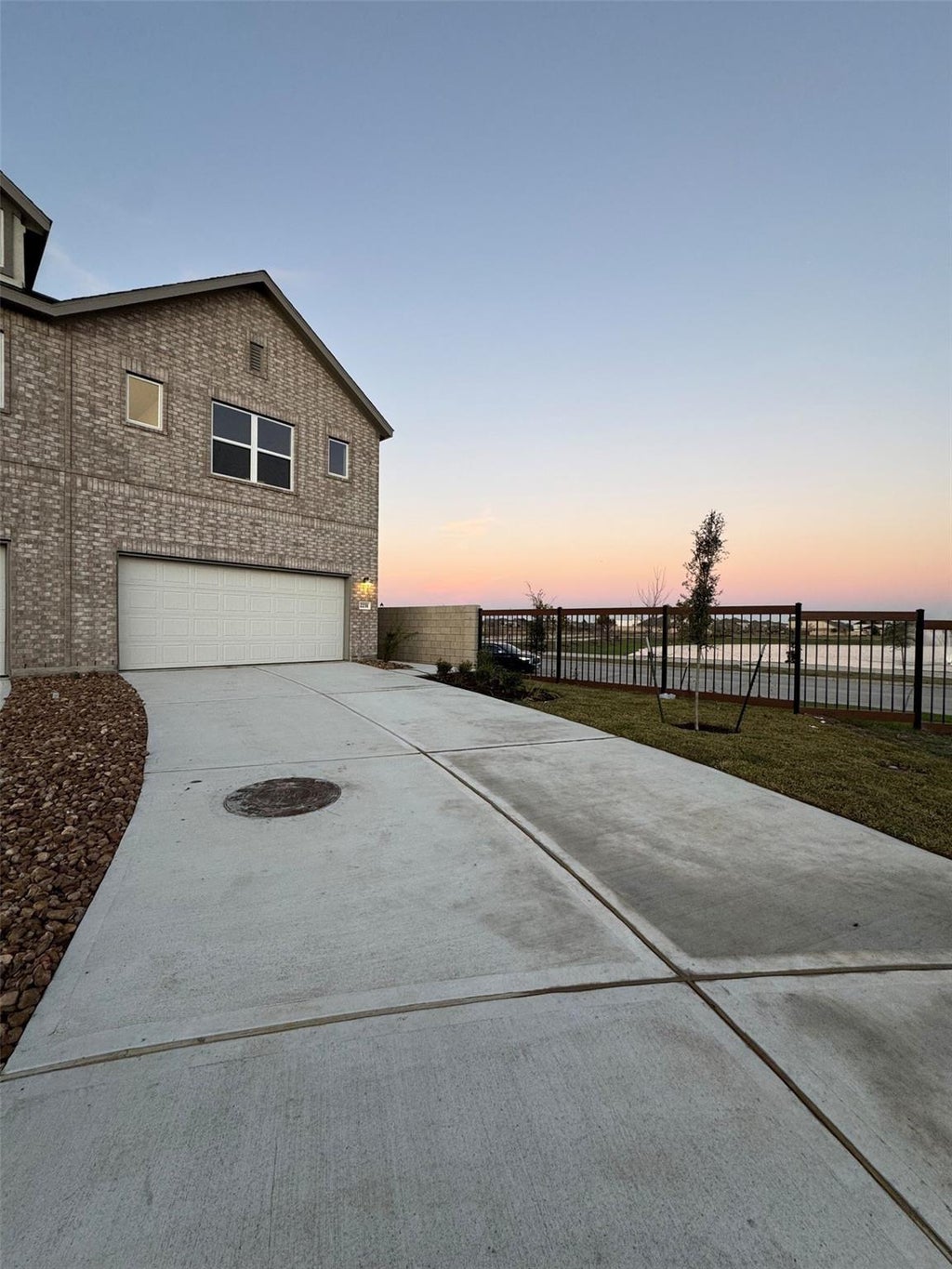 Photo of 2131 Salinas Drive, Rosharon, TX 77583 (MLS # 38318142)