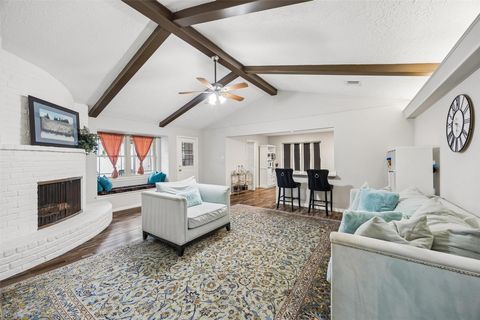 Photo of 7711 Twin Hills Drive, Houston, TX 77071 (MLS # 92099271)