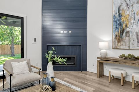 Tiny photo for 1502 Story Street, Houston, TX 77055 (MLS # 61831570)