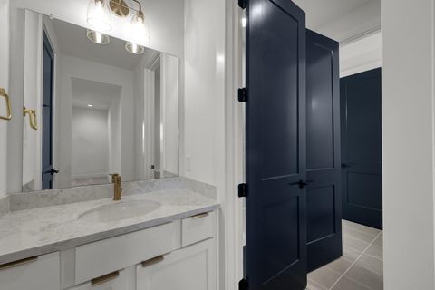 Tiny photo for 1502 Story Street, Houston, TX 77055 (MLS # 61831570)