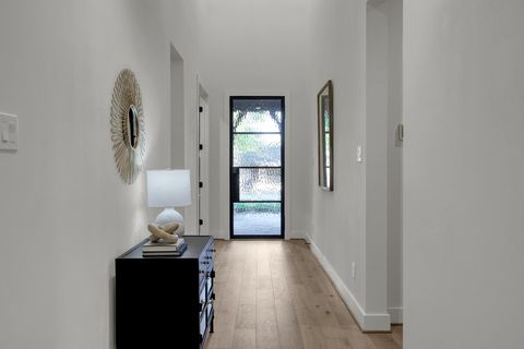 Tiny photo for 1502 Story Street, Houston, TX 77055 (MLS # 61831570)