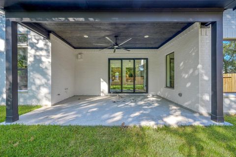 Tiny photo for 1502 Story Street, Houston, TX 77055 (MLS # 61831570)