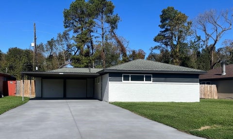 Photo of 15927 Bernina Lane, Houston, TX 77044 (MLS # 52638799)