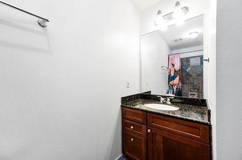 Tiny photo for 5723 Petty Street, Houston, TX 77007 (MLS # 94793478)