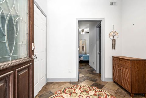 Tiny photo for 5723 Petty Street, Houston, TX 77007 (MLS # 94793478)