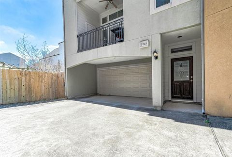 Tiny photo for 5723 Petty Street, Houston, TX 77007 (MLS # 94793478)