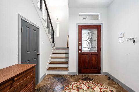 Tiny photo for 5723 Petty Street, Houston, TX 77007 (MLS # 94793478)