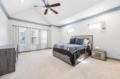 Tiny photo for 5723 Petty Street, Houston, TX 77007 (MLS # 94793478)