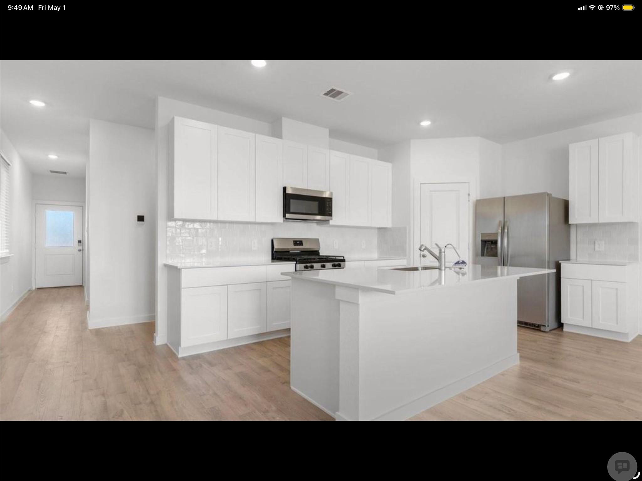 3550 Adelie Lane