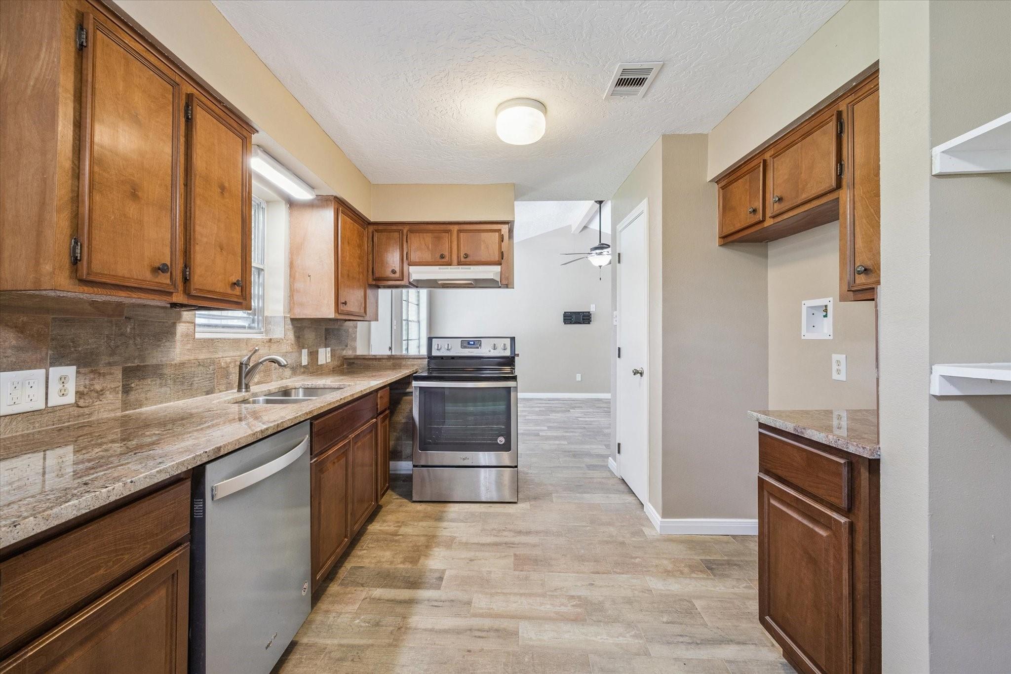 7806 Jonquil Drive