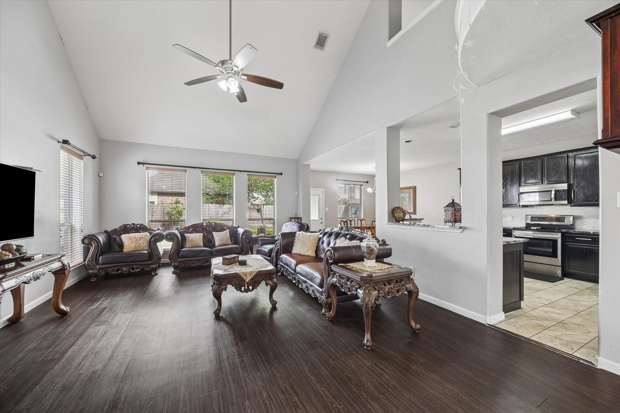 7522 Brighton Knolls Ln