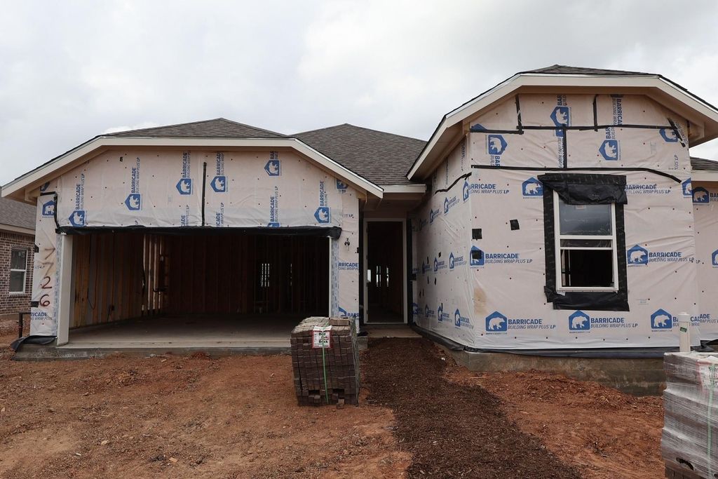 Photo of 7726 Jade Crest Drive, Angleton, TX 77515 (MLS # 77291414)