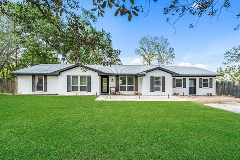 7457 County Line Road Willis TX 77378