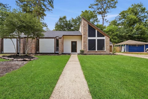 Homes For Rent - 1907 Tangle Lake Drive<br/> Houston, TX 77339