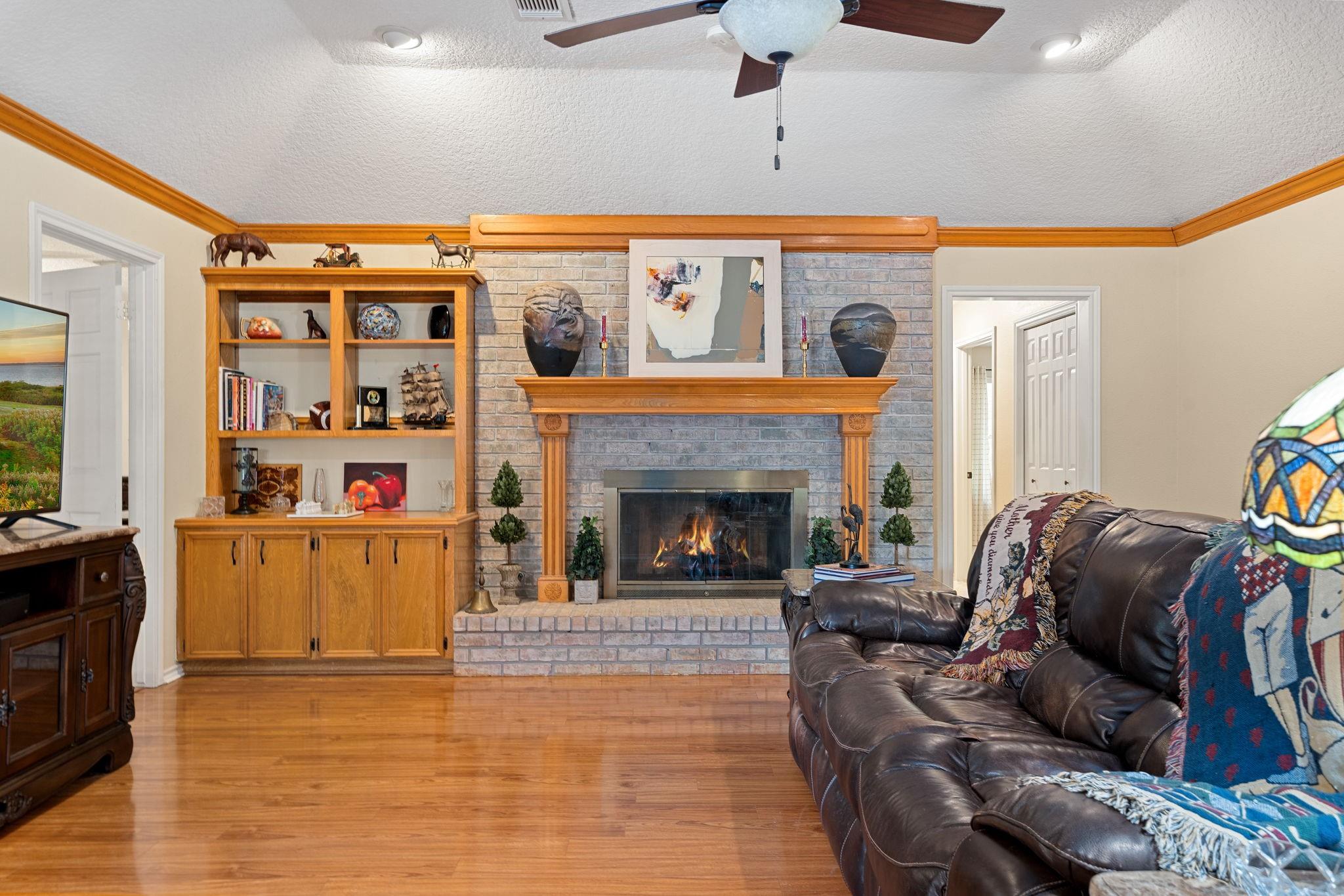 1506 Oak Hollow Drive