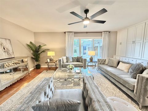 Photo of 4027 Martinshire Drive, Houston, TX 77025 (MLS # 62798255)