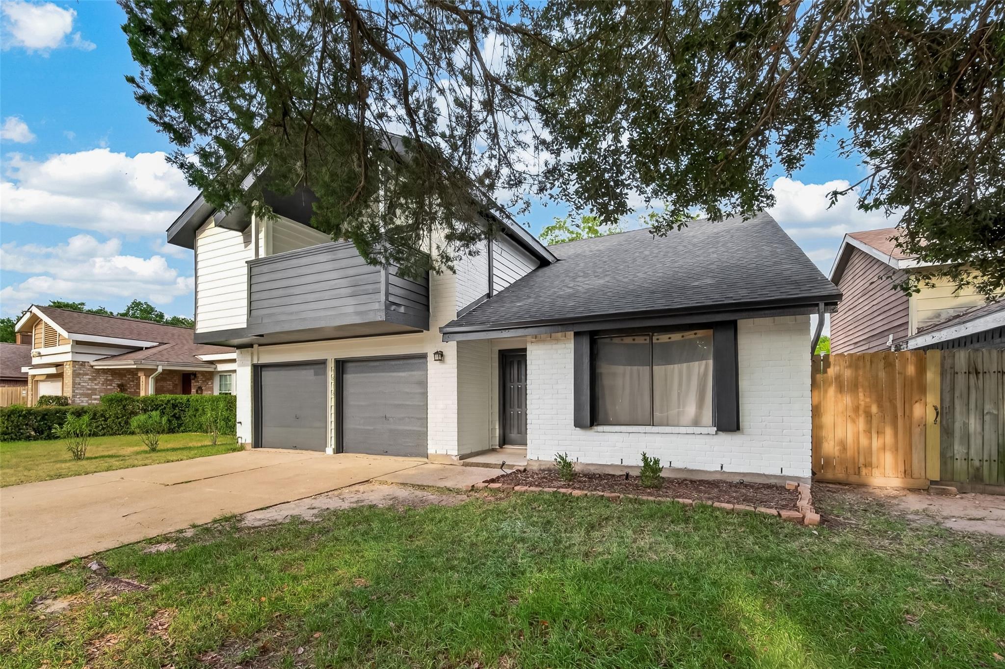 1818 Foxlake Drive