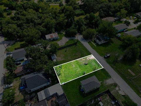 Photo of 608 Maiden Lane, Richmond, TX 77469 (MLS # 71078394)