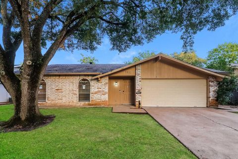 Photo of 3811 Coltwood Drive, Spring, TX 77388 (MLS # 85848126) Photo of 3811 Coltwood Drive, Spring, TX 77388 (MLS # 85848126)