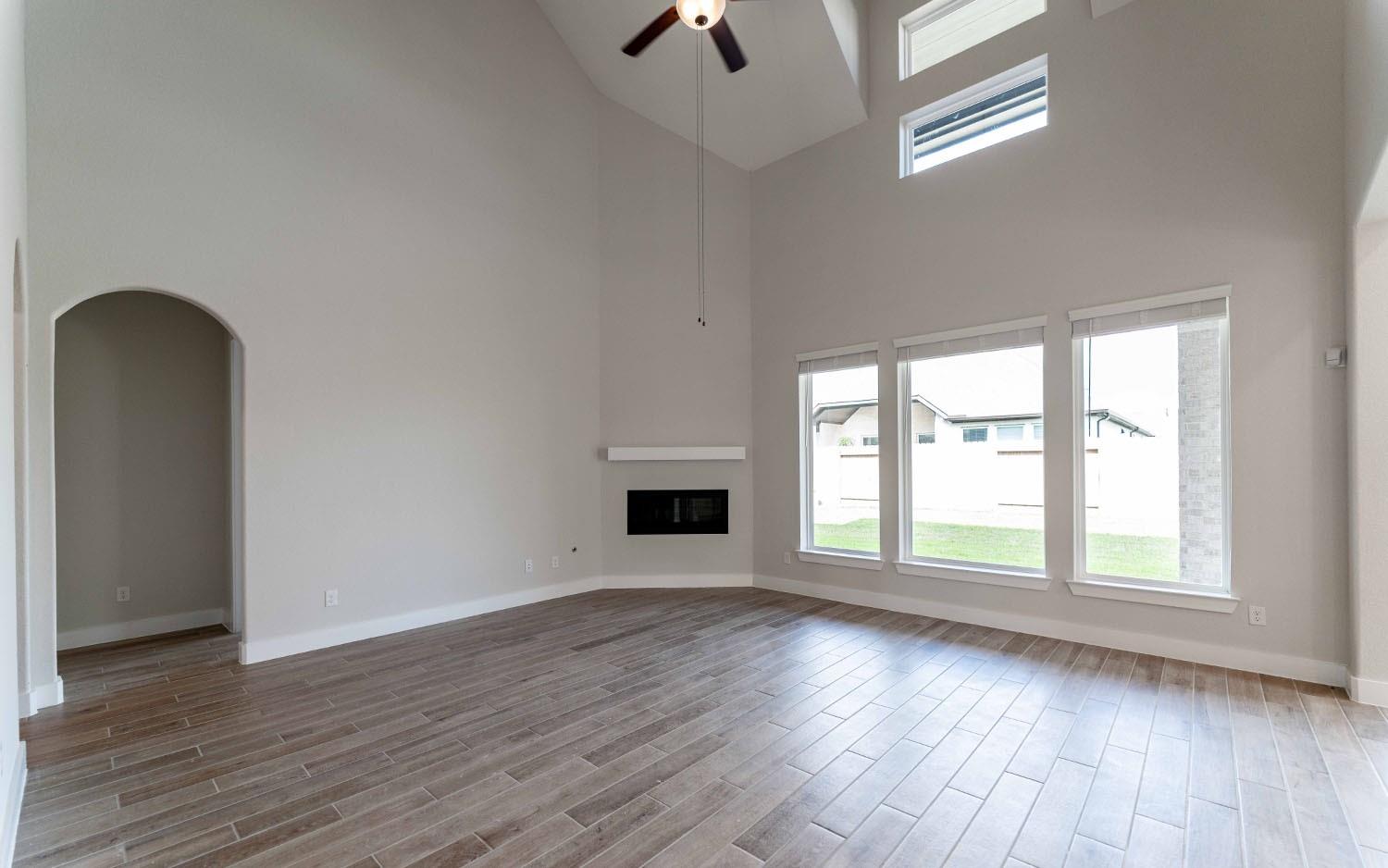 719 Woodbinde Drive