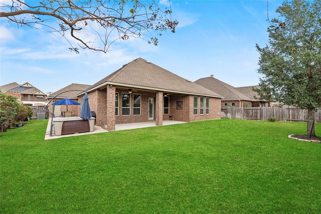 Photo of 6407 Sunstone Falls Lane, Katy, TX 77493 (MLS # 12638442)