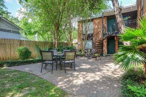 Photo of 1521 Rutland Street #4, Houston, TX 77008 (MLS # 84403823)