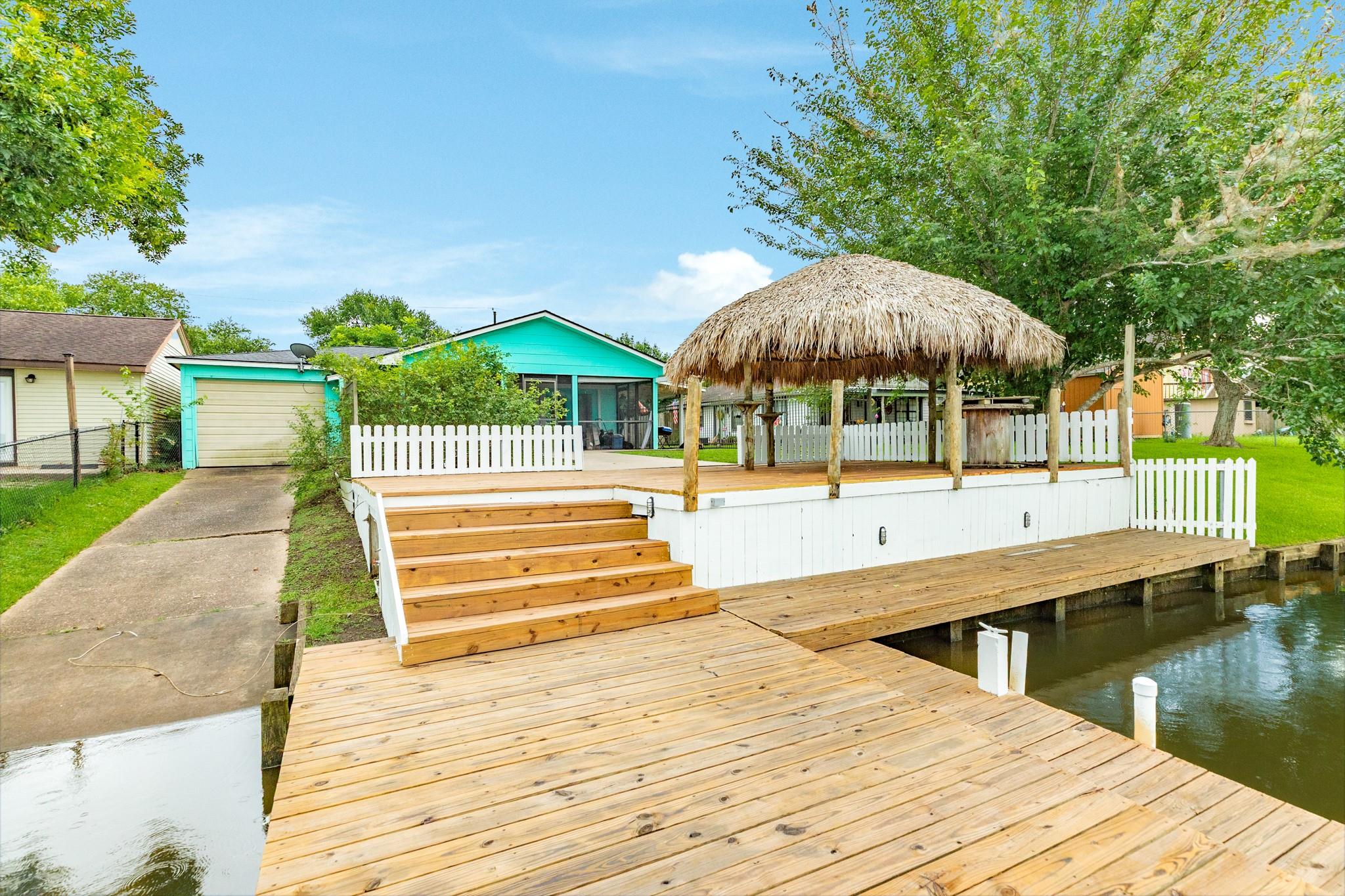 127 Bastrop Bayou Drive