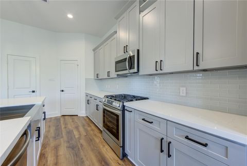 Tiny photo for 1106 Paul Quinn Street #B, Houston, TX 77091 (MLS # 930481)