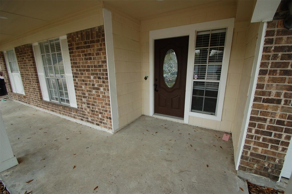 Photo of 3338 Walhalla Drive, Houston, TX 77066 (MLS # 7655313)