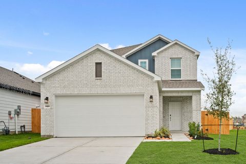 Photo of 1121 Avenue M, Bay City, TX 77414 (MLS # 30096116)