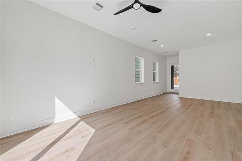 Tiny photo for 953 Highland Light Lane, Houston, TX 77091 (MLS # 66773508)