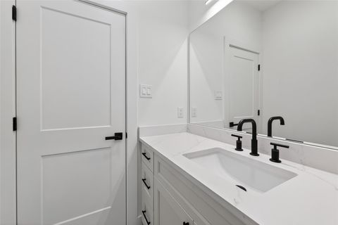 Tiny photo for 953 Highland Light Lane, Houston, TX 77091 (MLS # 66773508)