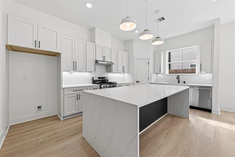 Tiny photo for 953 Highland Light Lane, Houston, TX 77091 (MLS # 66773508)