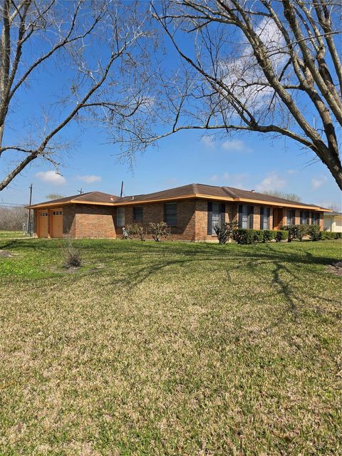 Homes For Sale - 2185 Cashmere Avenue<br/> Port Arthur, TX 77640