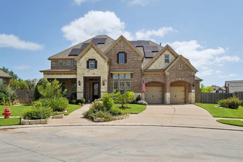 Photo of 2211 Indigo Pass Court, Friendswood, TX 77546 (MLS # 91336116)