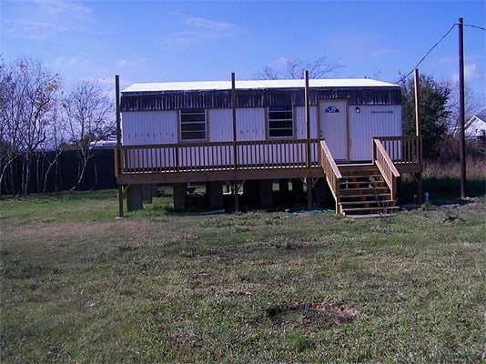 926 9TH ST, DICKINSON, TX 77539 - Image 5dfc5b0ef05e8eed9a8c35bb36bbb7b9/2397635117