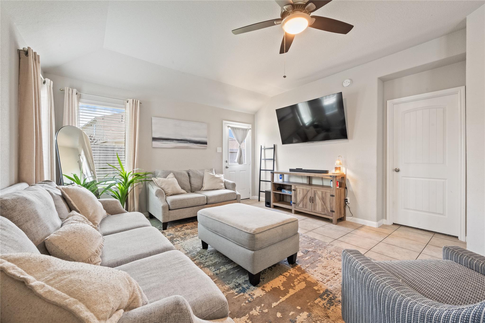 21643 Calico Bush Trail