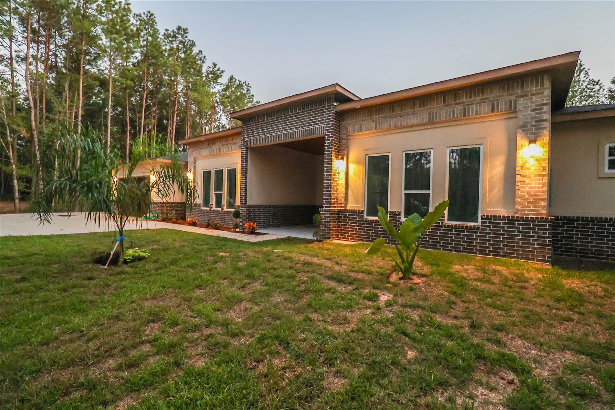 7522 Saddle Blanket Drive