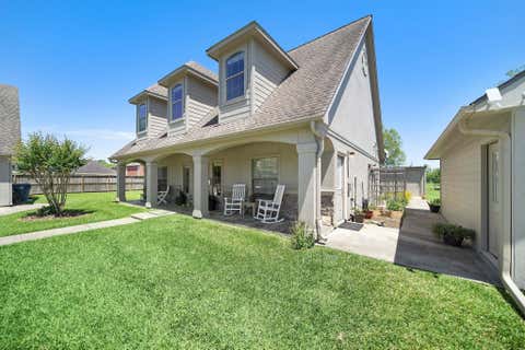 Apartment For Rent - 18223 County Road 132 #3<br/> Pearland, TX 77581