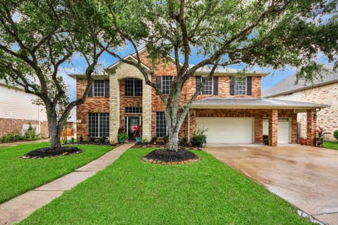 Homes For Sale - 413 Willow Pointe Drive<br/> Galveston County, League City, TX 77573