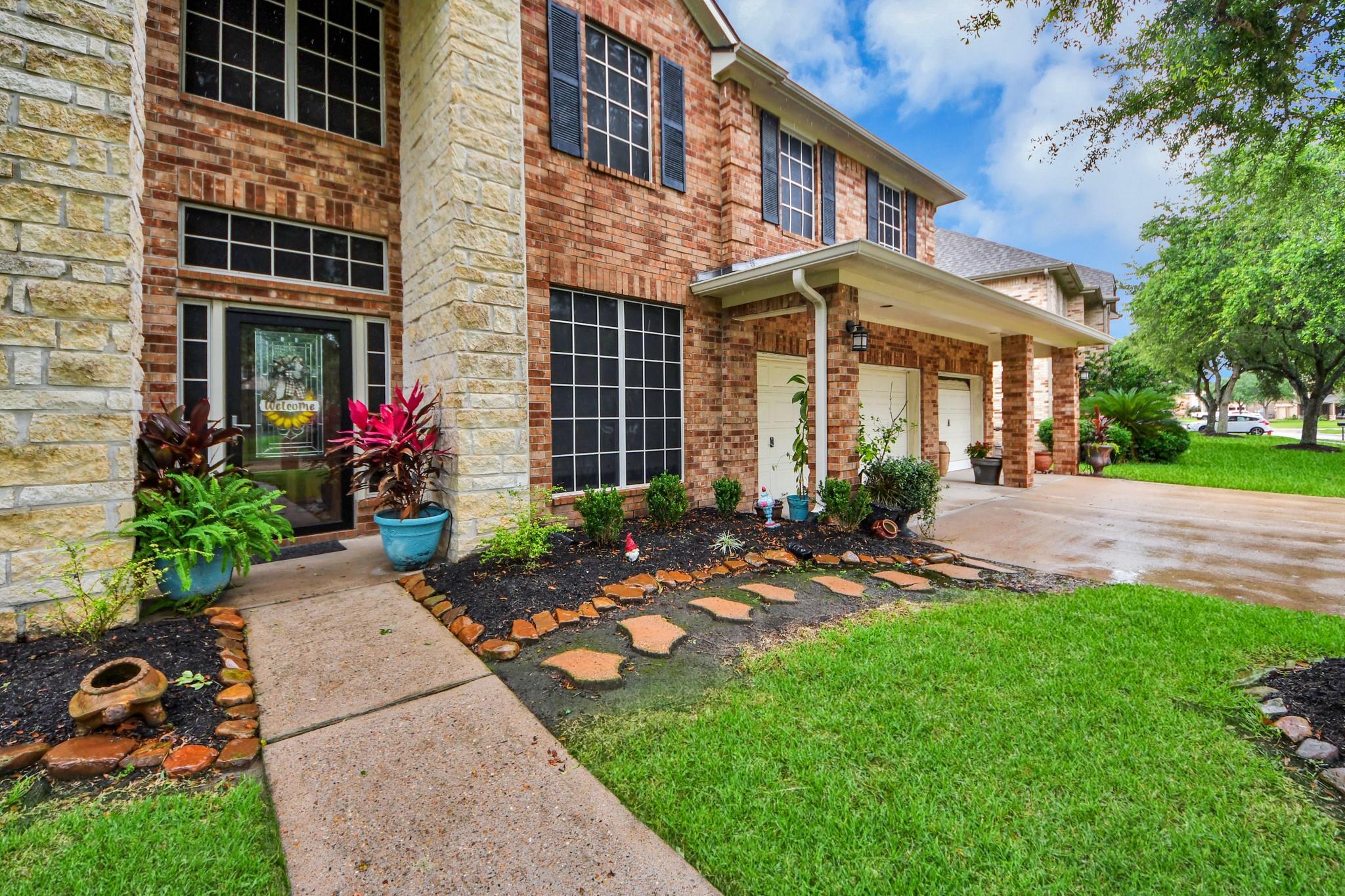 413 Willow Pointe Drive