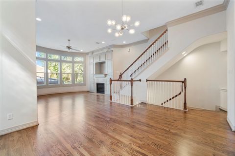 Photo of 1515 Hyde Park Boulevard #2, Houston, TX 77006 (MLS # 36731163)