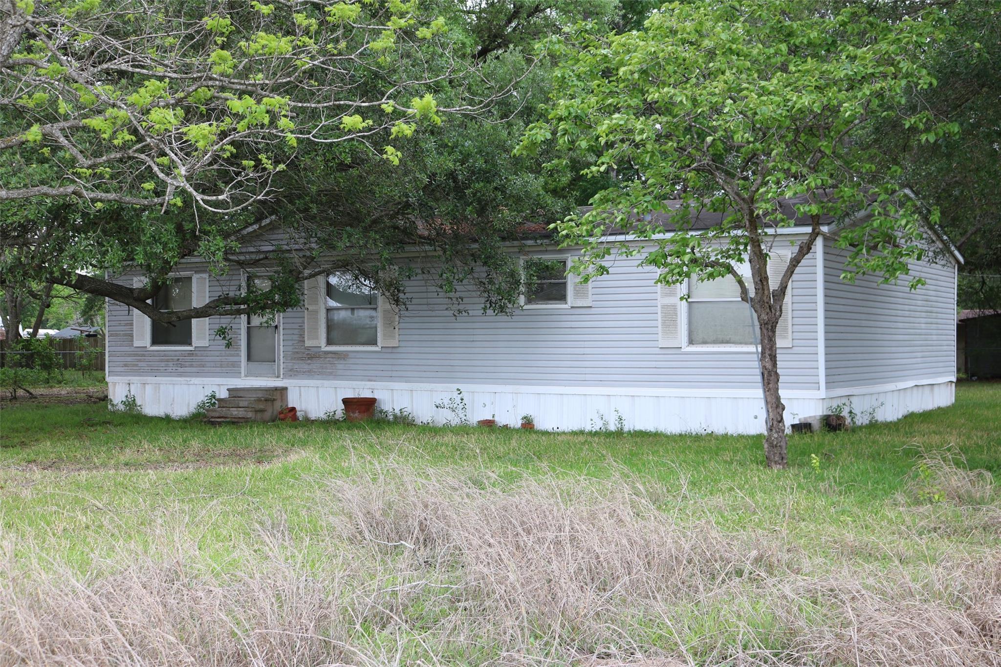 18619 Highway 36