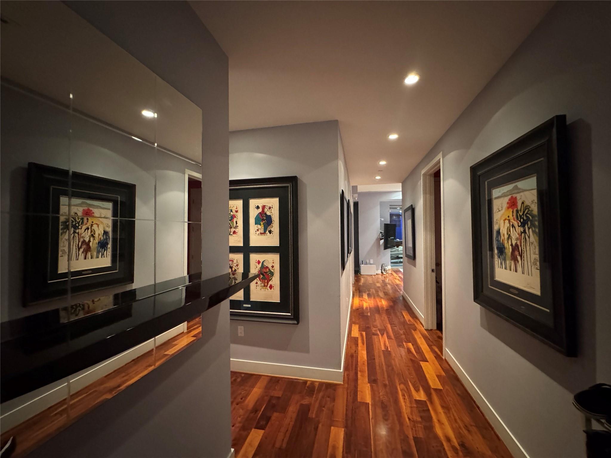 1600 Post Oak Boulevard 1206