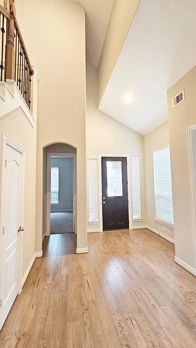 104 Forest Bend Court